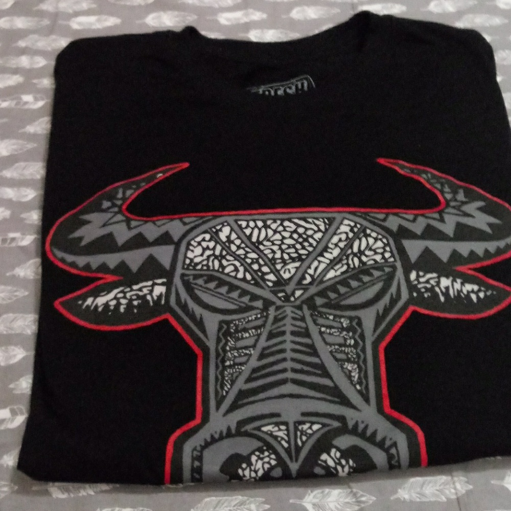 Fresh Laundry Bulls shirt